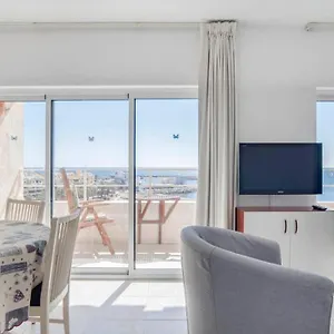 https://el-mar-tamarindos-benalmadena-021.es-andalucia.com