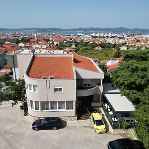 https://bellevue-hill-apartment.hotelinzadar.com