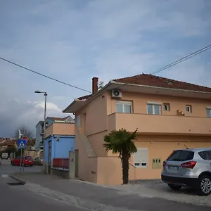 https://apartments-nediljko-mila.hotelinzadar.com